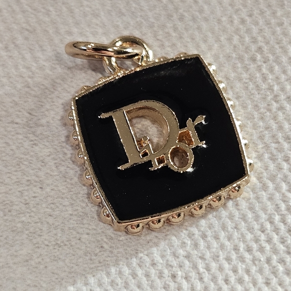 Dior Black and Gold Replacement Zipper Pull - Picture 2 of 5
